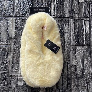 La Vie En Rose Slipper Socks NWT